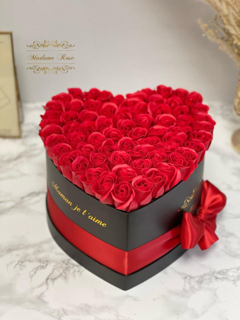 Boite cadeau de roses de savon rouge, fleurs amour